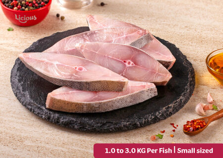 carouselItem-1 Black Pomfret (Kappu Maanji/Karutha Vavval/Katha Avolli) Small - Steaks